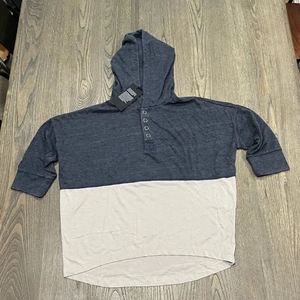 NWT Chaser Gray White Colorblock Pullover Hoodie Size S
